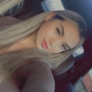 Meet your Posher, Brittany